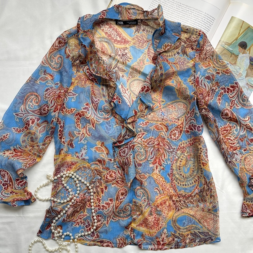 3/50$Zara Multicolor Paisley Blouse